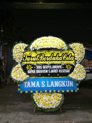 Papan Bunga Duka di Nioga