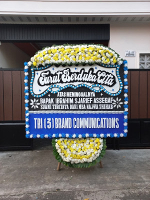 Papan Bunga Duka di Nioga